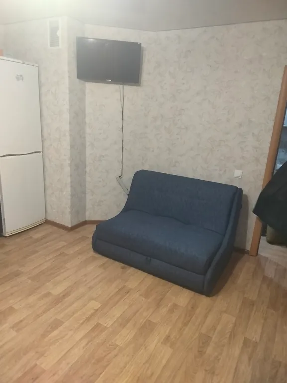 Студия напротив автовагзала или ледового дворца Кристал