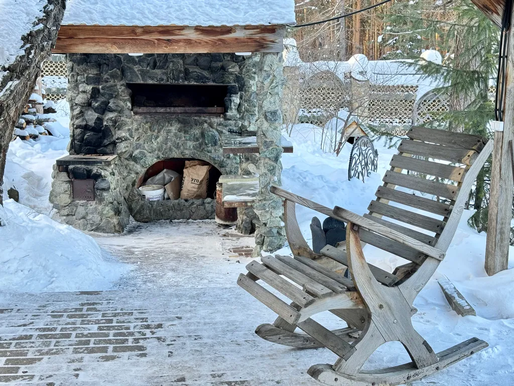 Дом с прудом у леса с хвойным оазисом в 3 км от ГЛЦ Абзаково до 8 гос.