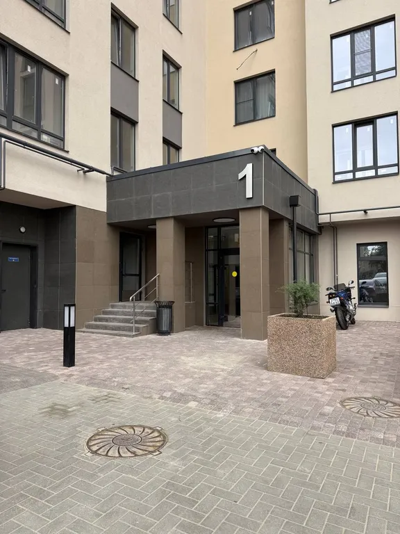 Однушка в 5 мин от ТЦ Островский, удобная локация