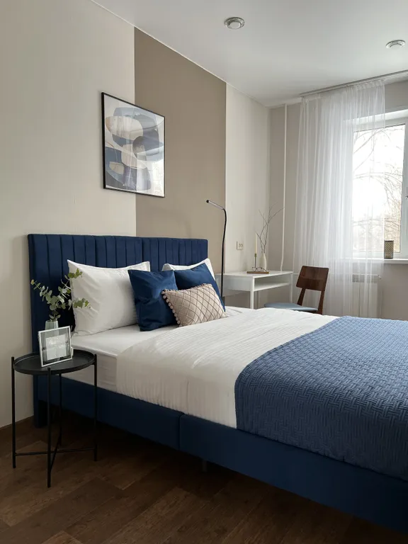 Квартира Просторная квартира с видом на сквер — Красноярск