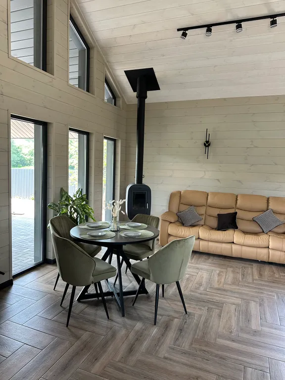 Дом между Брестом и Беловежской пущей