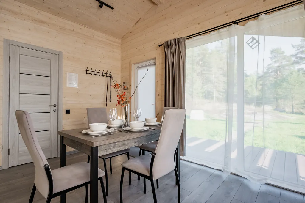 2-комнатный котедж на границе с лесом, 57м²