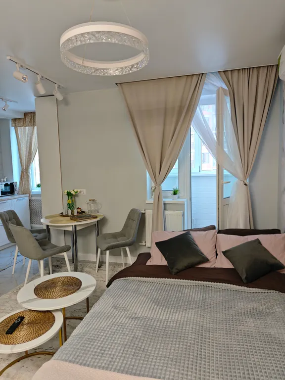 Атмосферная квартира-студия у Глобуса на Зелёной