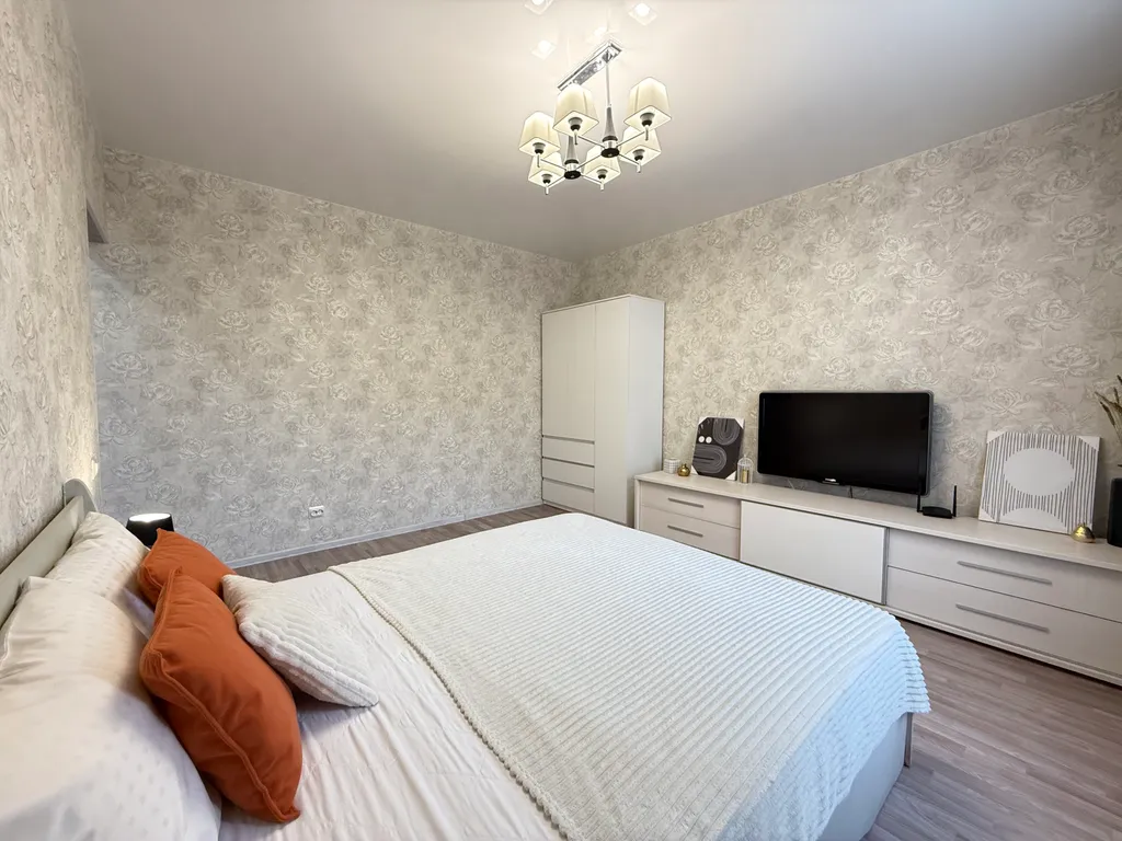 Квартира Отличная однокомнатная квартира рядом с набережной — Красноярск