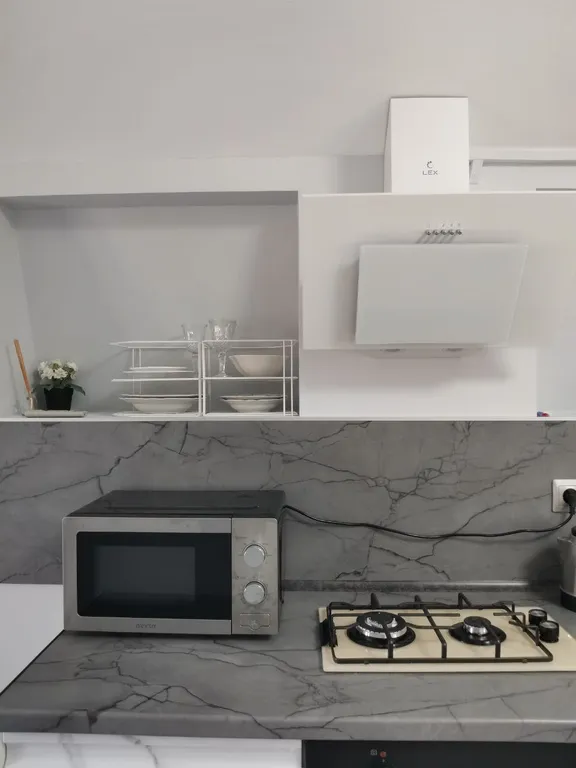 Современная студия с евроремонтом