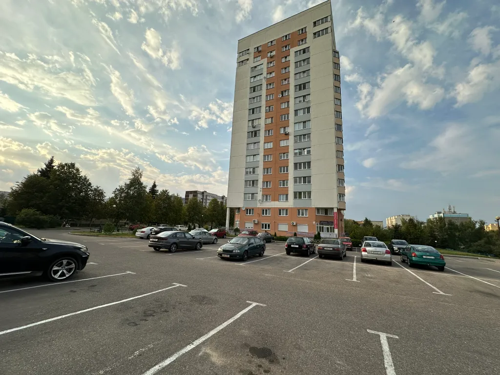 Апартаменты на 10 этаже с хорошим видом из окна