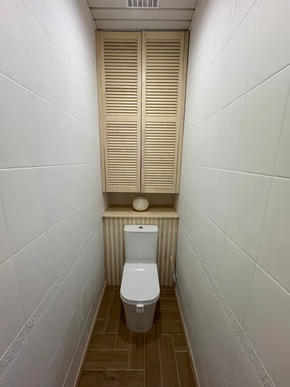 Двушка с антресольным этажом с проектором