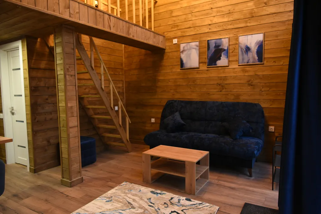 Синий домик