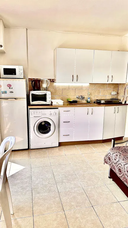 Новая красивая 2-комнатная квартира на море лучший пляж 50 м от дома