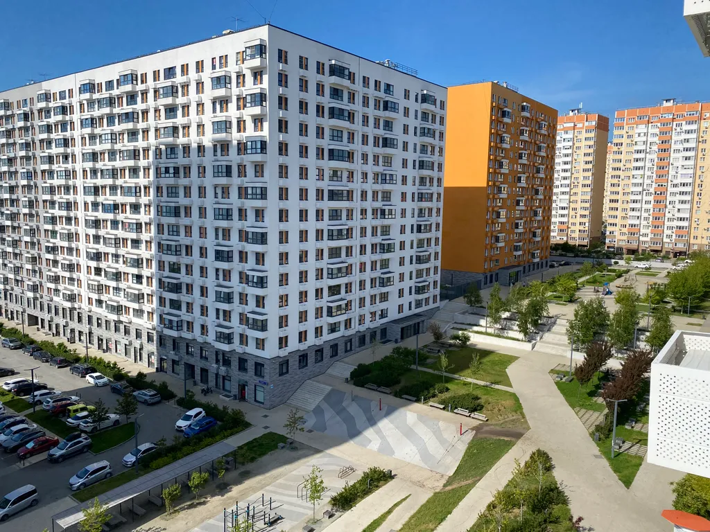 Светлая квартира у моря