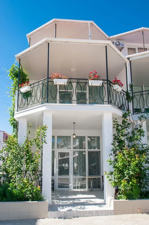 Студия с террасой астра 1