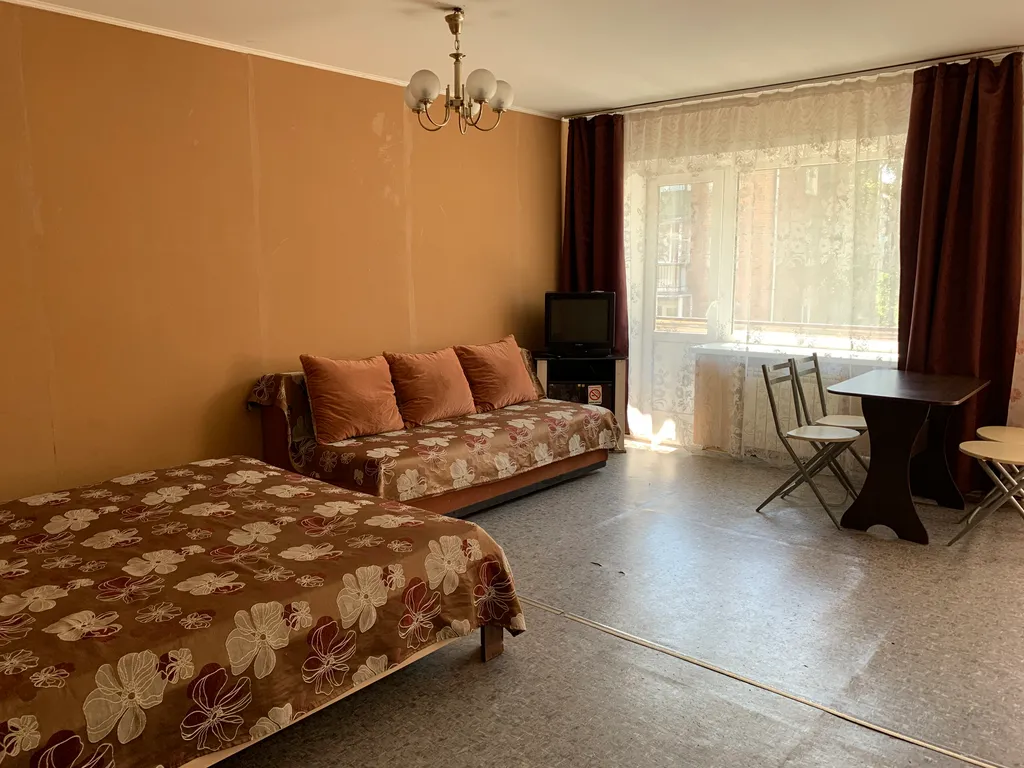 Квартира Однокомнатная квартира у Парка имени Гагарина — Красноярск