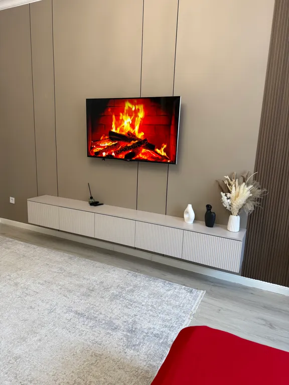 Уютная евротрешка квартира возле экспо