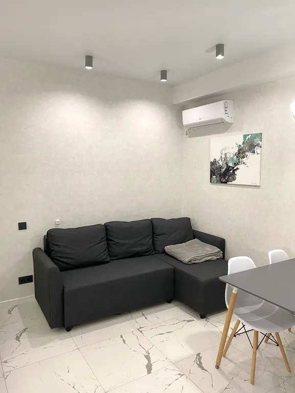 Апартаменты у моря с собственным бассейном