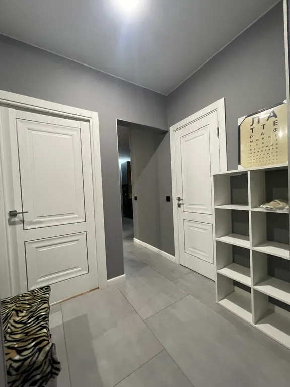 Уютная светлая квартира с большими окнами