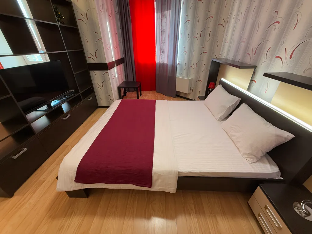 Тут хорошо на Сурикова