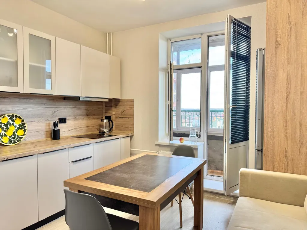 Просторная квартира с балконом