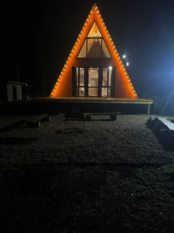 Уютный дом-шалаш