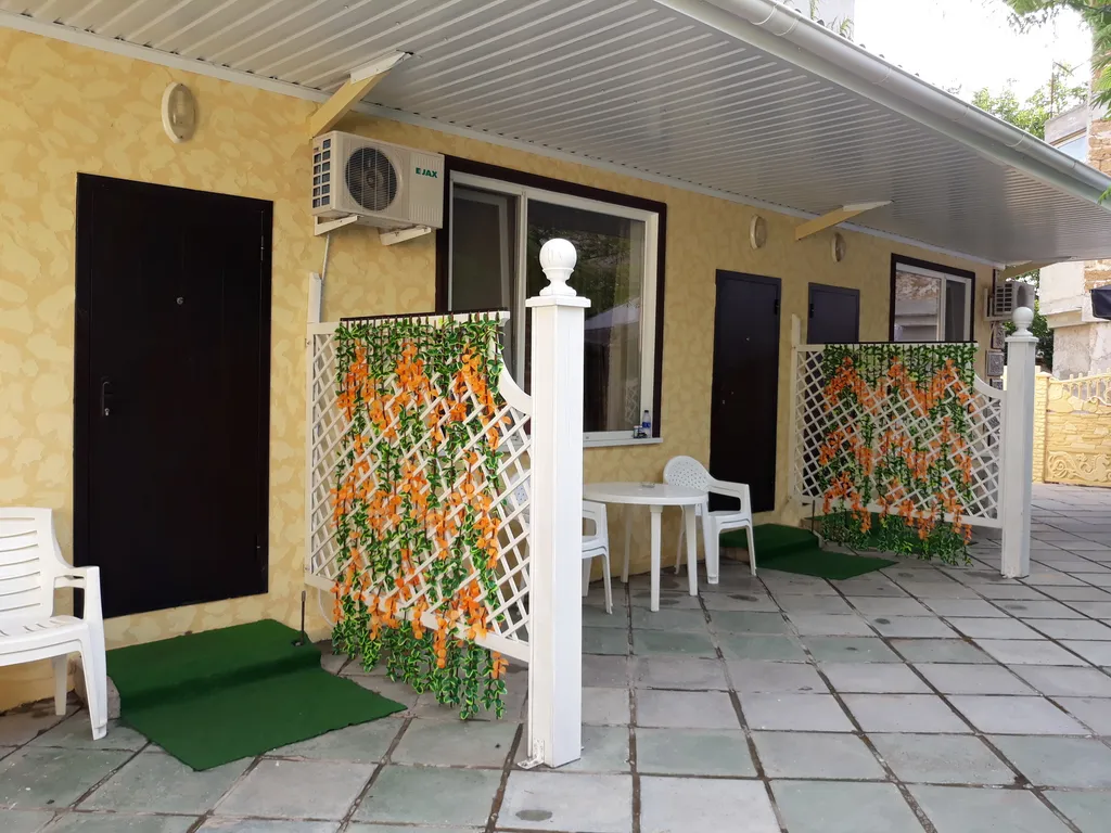 Уютный двор с закрытой территорией