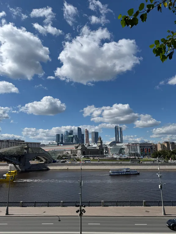 Квартира Квартира в центре с видом на набережную Москвы-реки — Москва