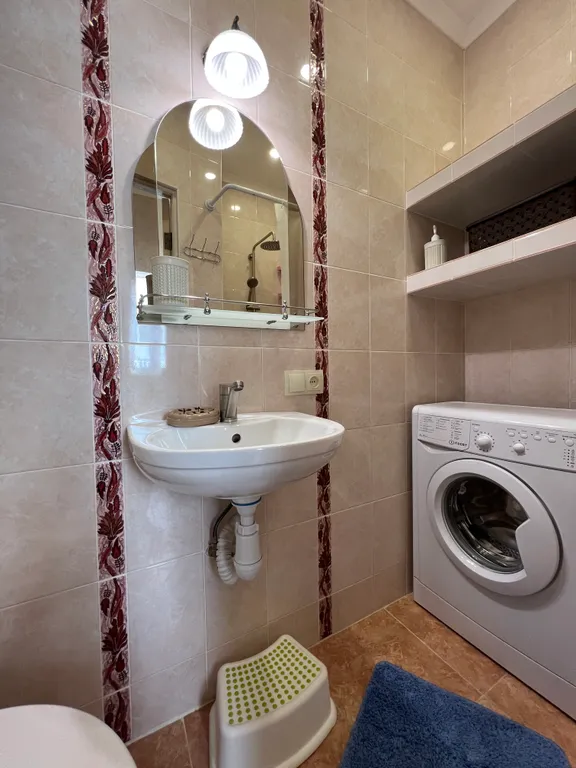 Двухкомнатные апартаменты на берегу моря