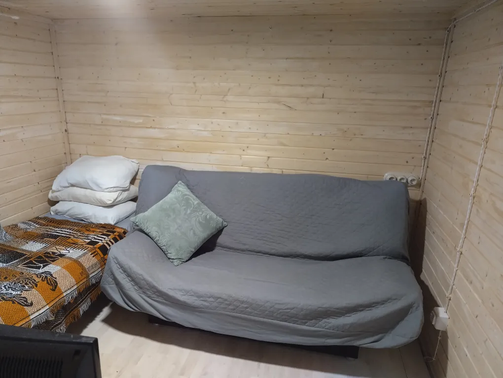 Коттедж Гостевой дом у пруда — Луга