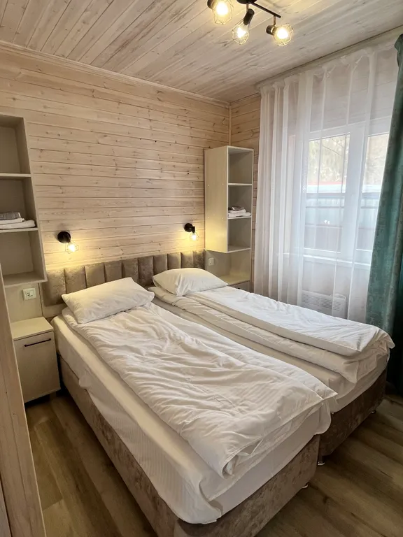 Коттедж с видом на горы 2