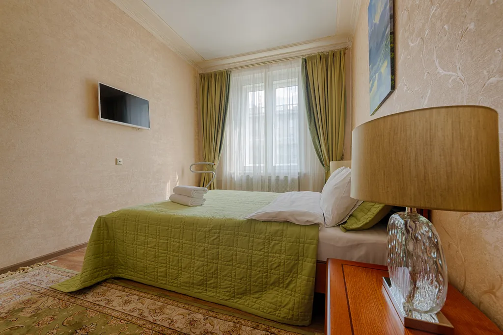 Квартира 4-комнатные апартаменты в центре города с видом на проспект — Минск