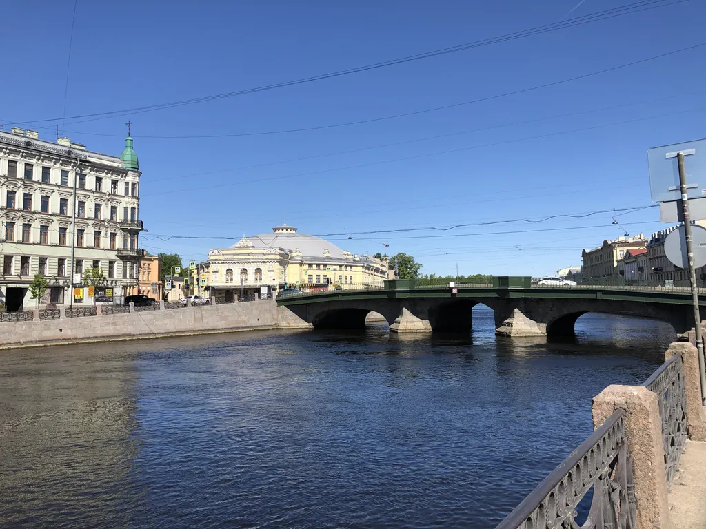 Студия у Цирка с парковой