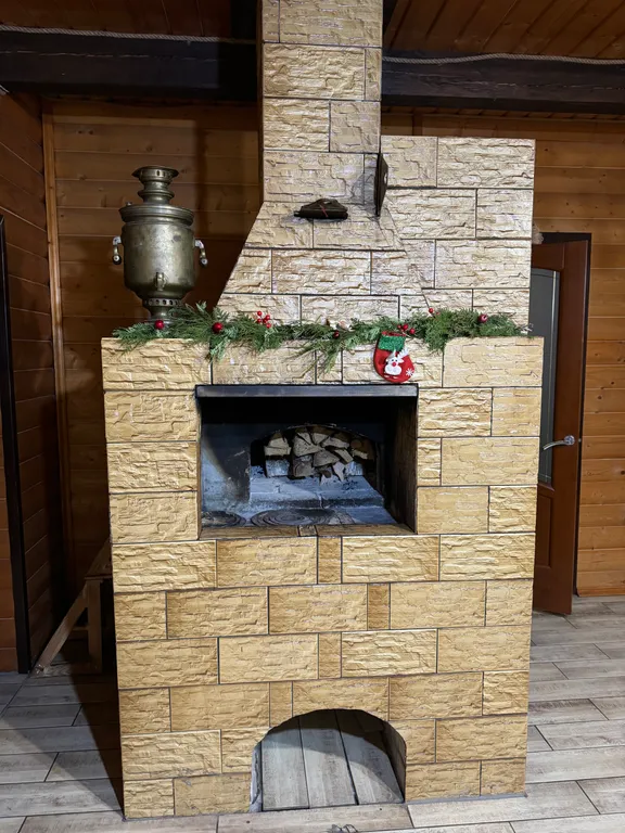 Дом с баней и бассейном