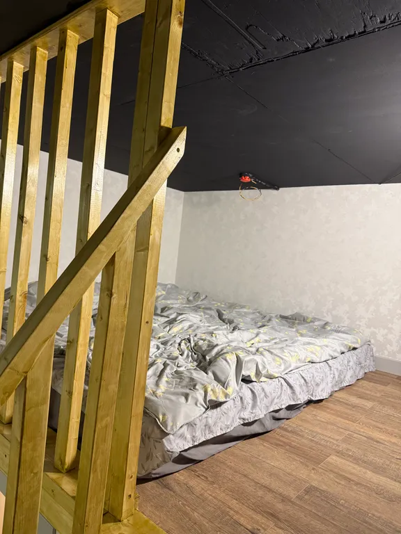 Уютная квартира с видом на горы и сосновый лес для большой семьи