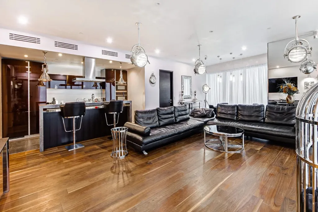 Угловые апартаменты на 63м этаже башни ОКО c мебелью Eichholtz