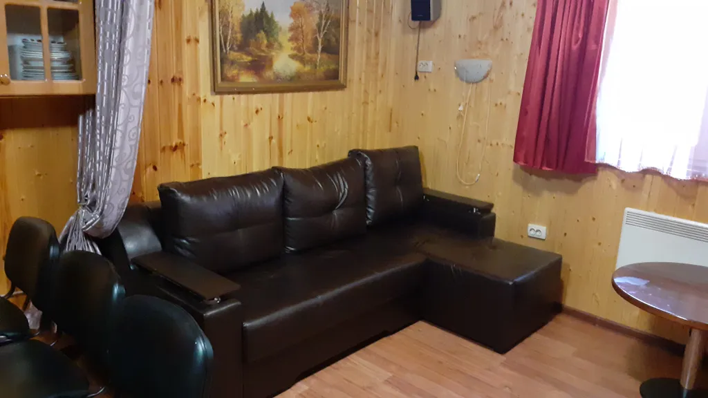 Дом с русской баней на берегу озера Селигер