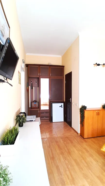 Квартира Квартира Студия с большим балконом на 2-м этаже — Севастополь