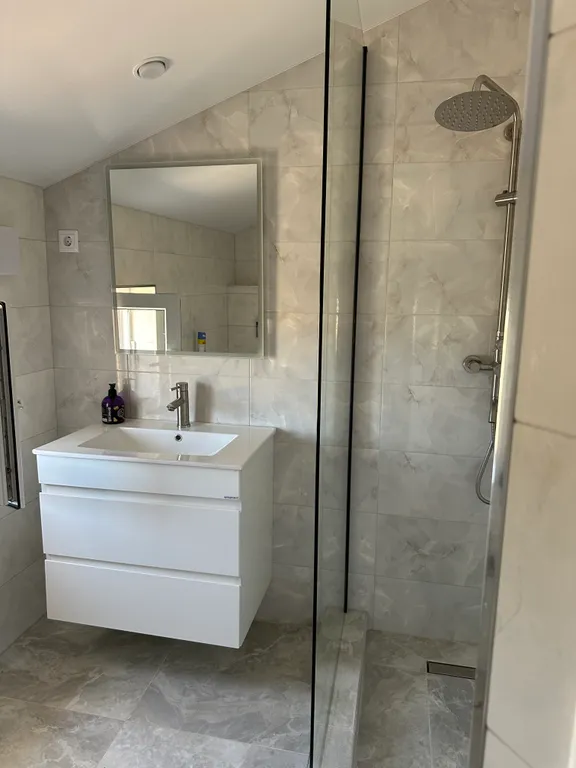 Домик у моря