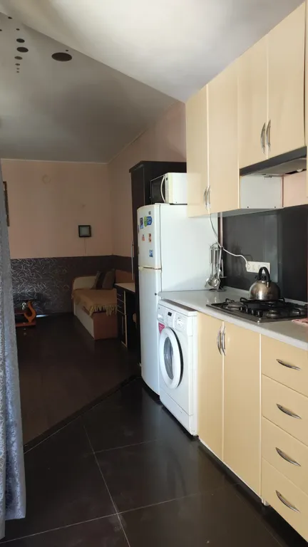 Коттедж Коттедж Квартира студия, 2 этаж — Евпатория