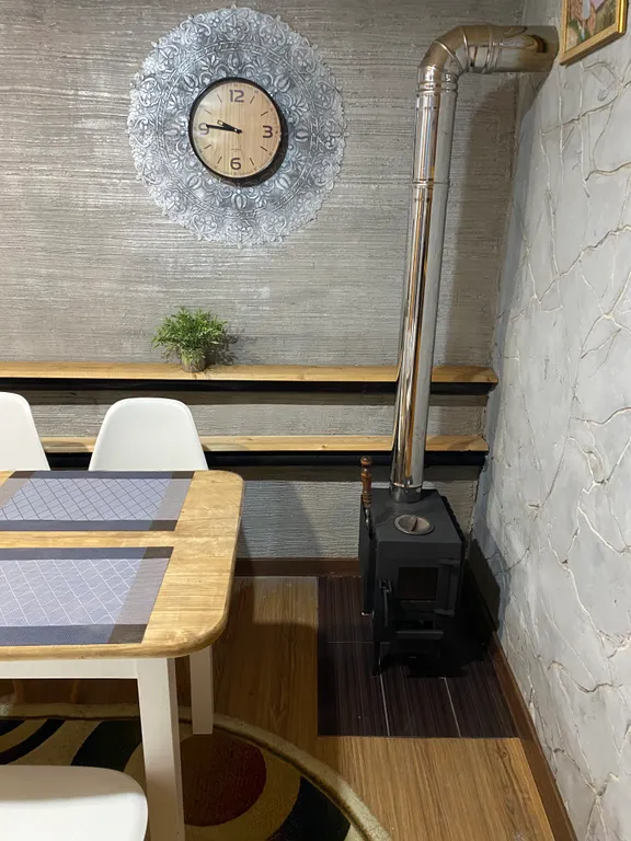 Домик под лесом