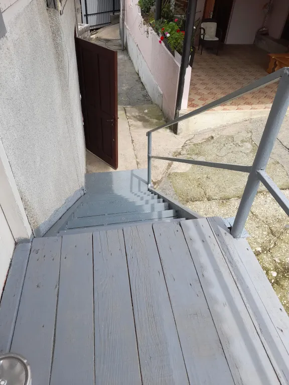 Эконом комната с кондиционером у лики