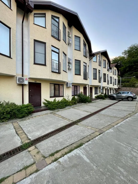 Уютные апартаменты с зелёным двориком