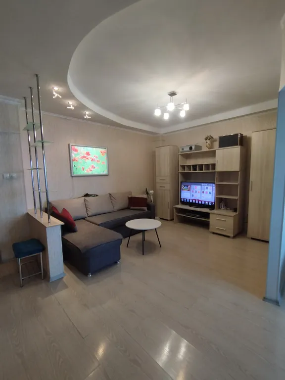 Квартира на набережной с видом на реку