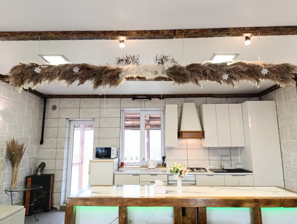 Уютный дом с баней рядом с заливом, карьером, голубыми озерами и сосновым лесом