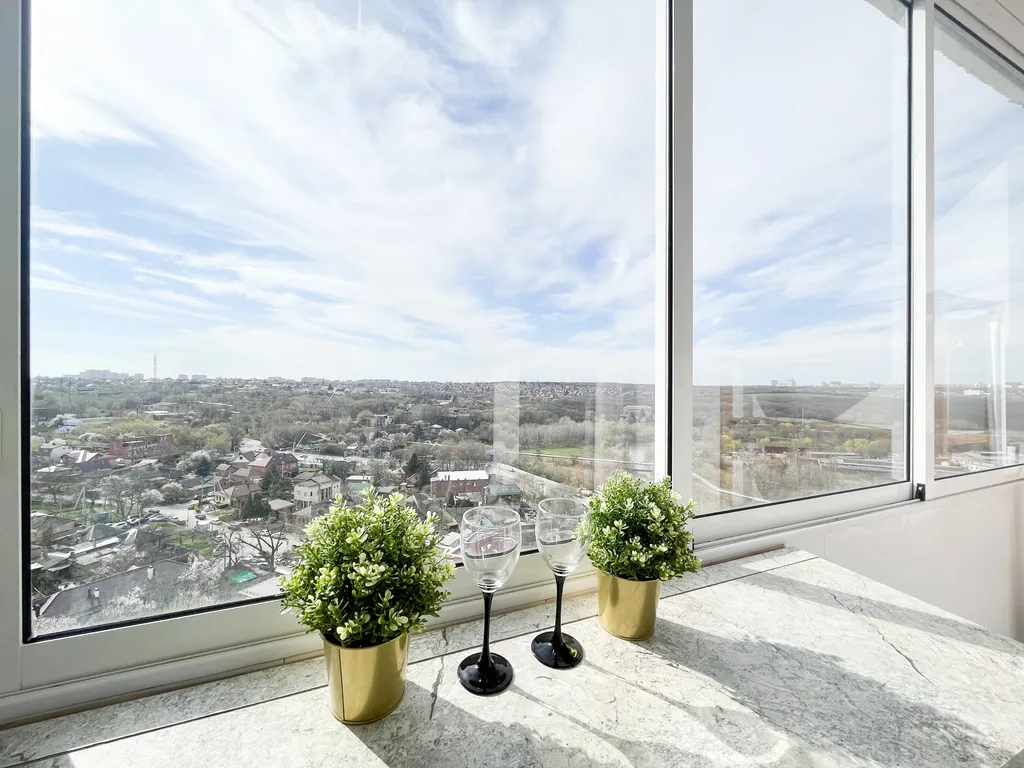 Уютная квартира с камином