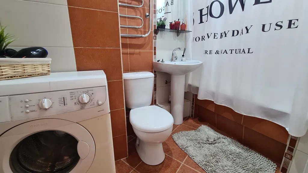 Трехкомнатная в центре