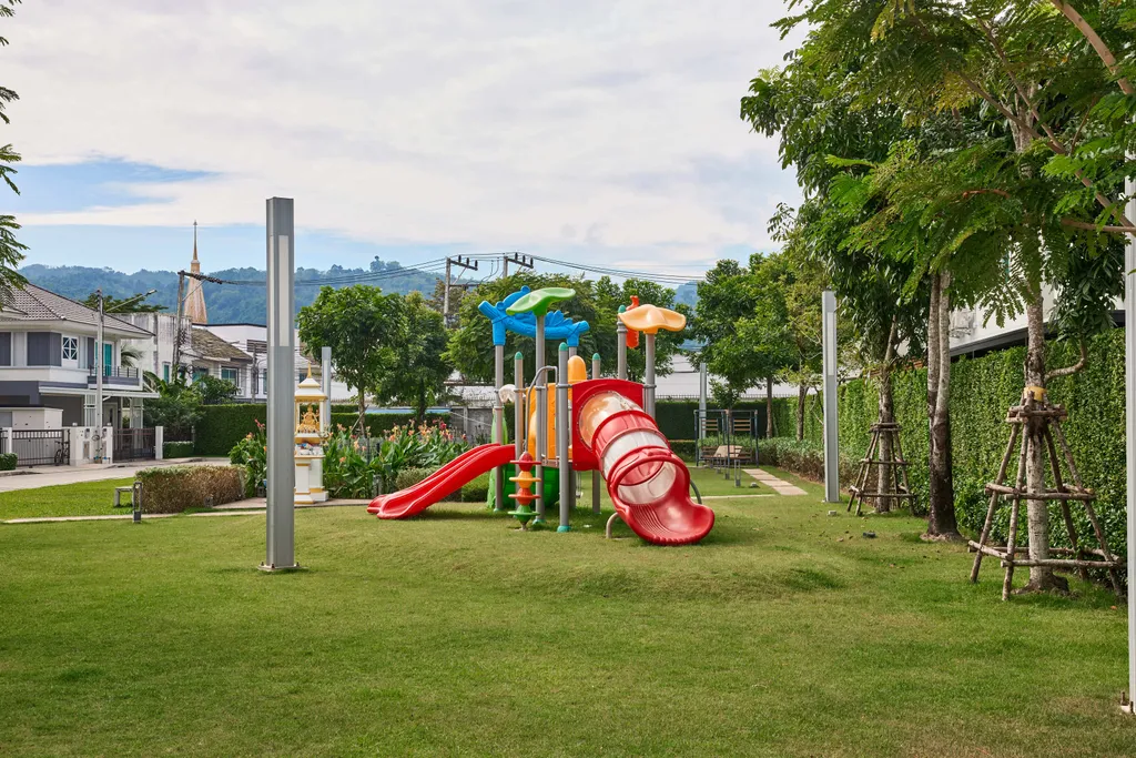 Новая luxury-вилла с шикарным панорамным бассейном