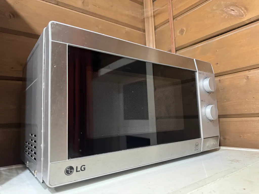 Избовье Добрыня - изба с русской печью