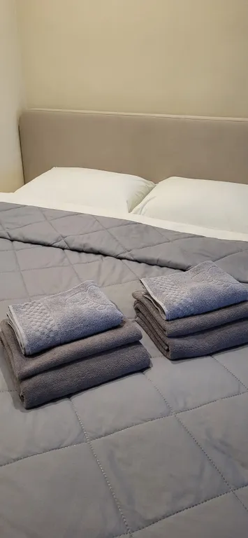 Квартира 1-комнатная Квартира — Тихвин