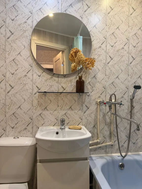 Однушечка со свежим ремонтом у тц Макси