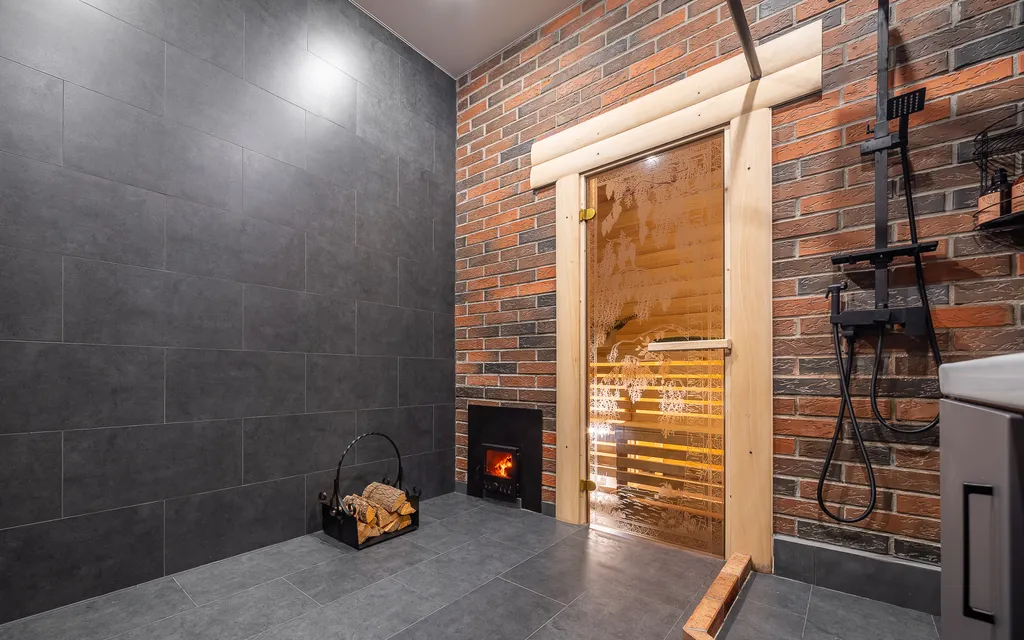 Апартаменты с баней и камином