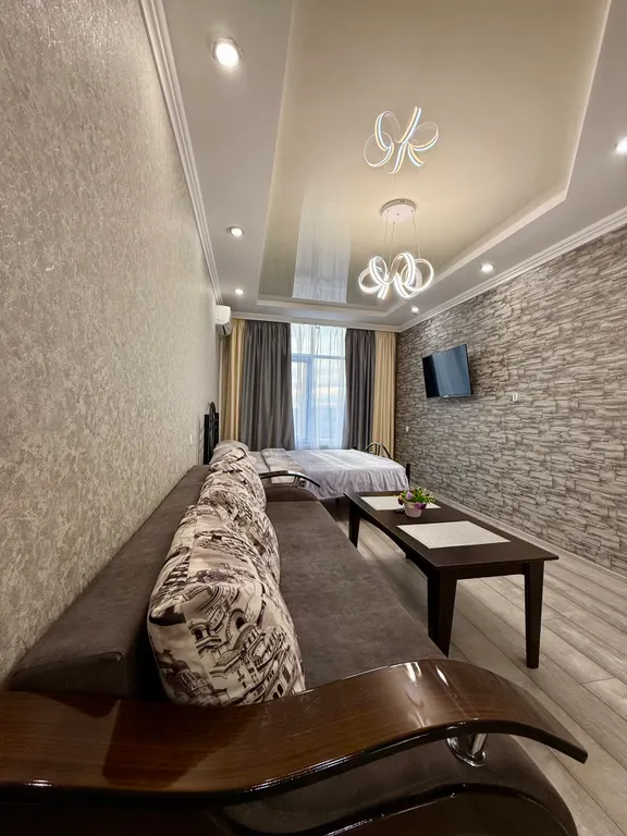 Уютная квартира рядом Ашан, с красивым видом на город