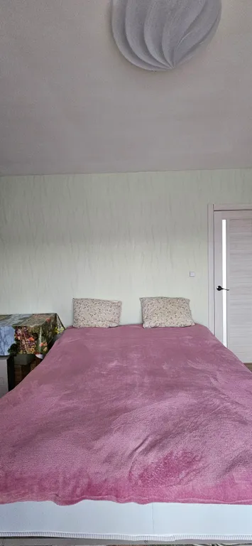 Дом с видом на горы и лес